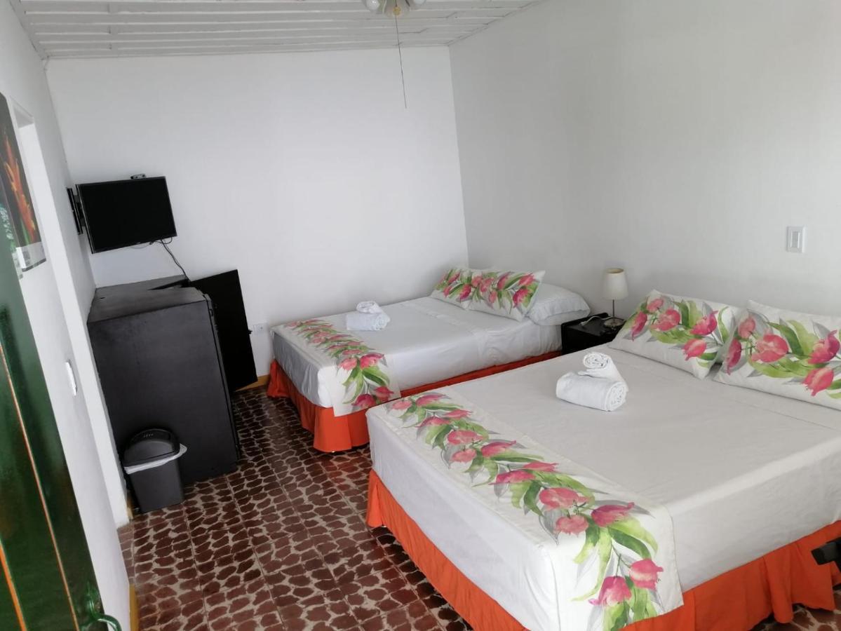 Puerto Espejo Hotel Campestre La Floresta מראה חיצוני תמונה