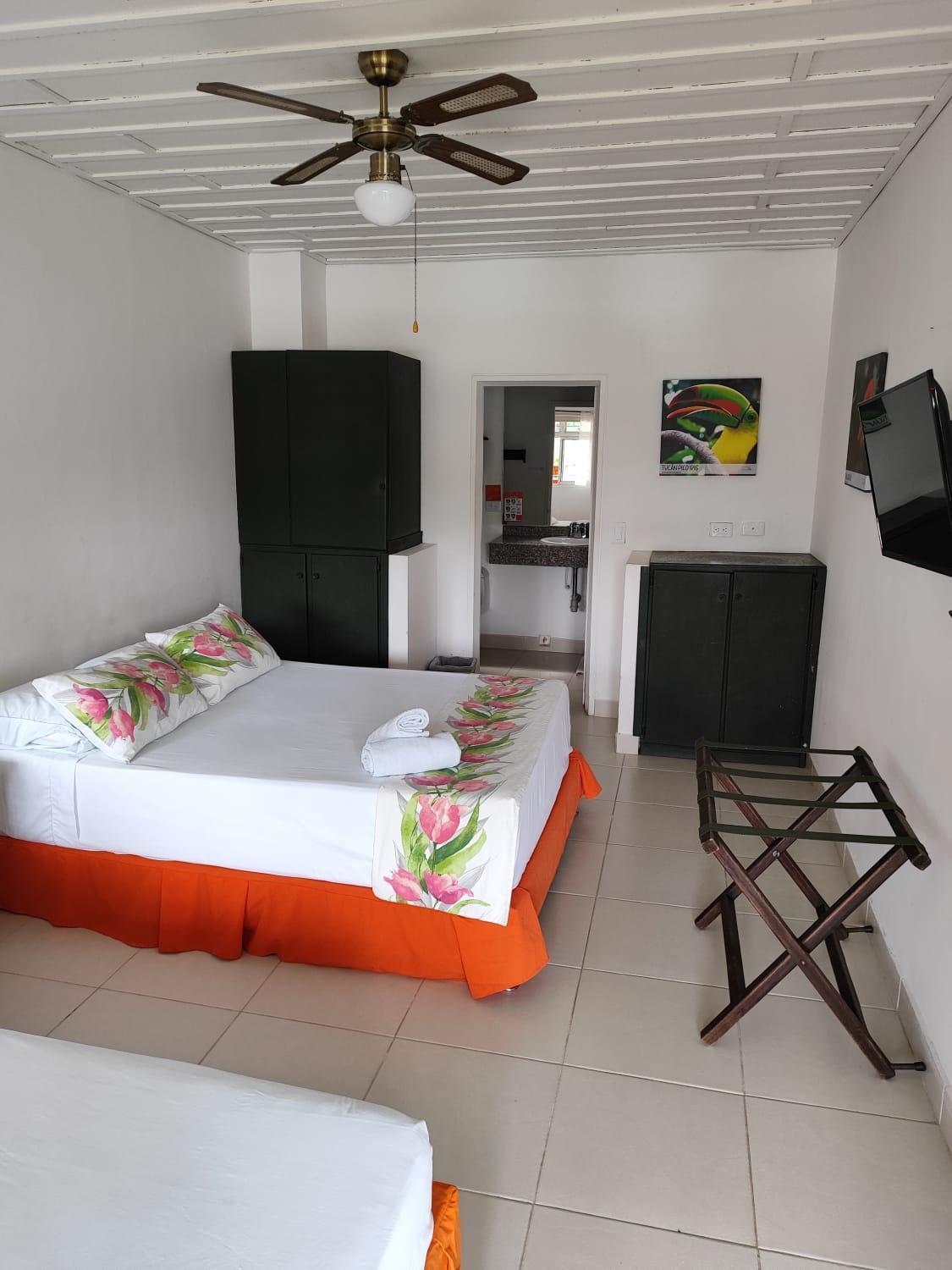 Puerto Espejo Hotel Campestre La Floresta מראה חיצוני תמונה