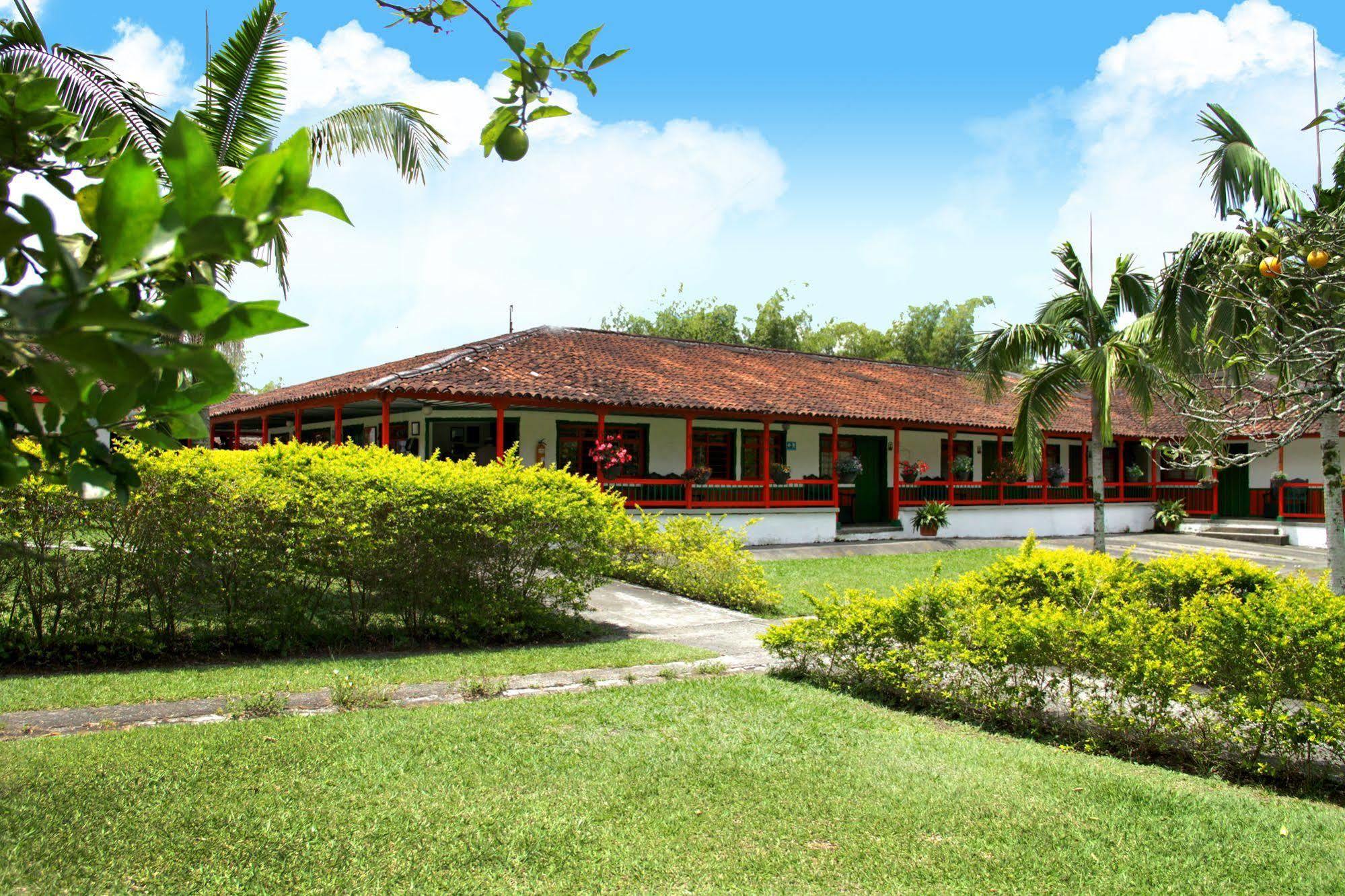 Puerto Espejo Hotel Campestre La Floresta מראה חיצוני תמונה